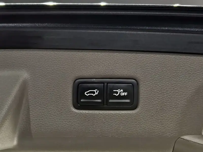 2022 Kia Carnival с пробегом 103 856 км