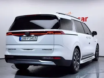 2021 Kia Carnival с пробегом 29 996 км