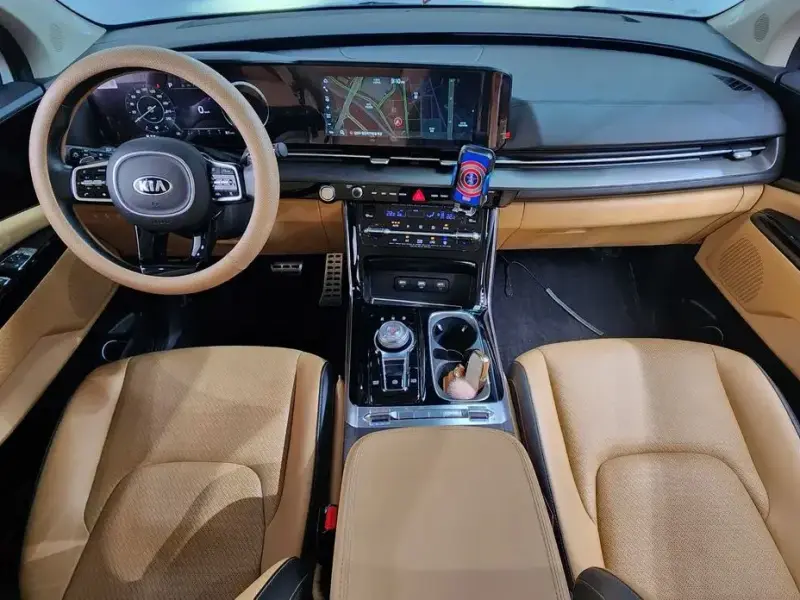 2021 Kia Carnival с пробегом 29 996 км