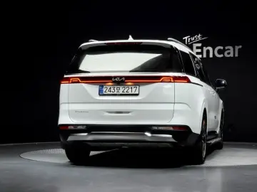 2023 Kia Carnival с пробегом 135 883 км