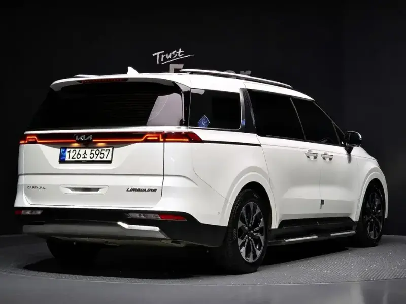 2021 Kia Carnival с пробегом 68 777 км