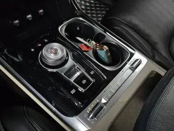 2021 Kia Carnival с пробегом 83 317 км