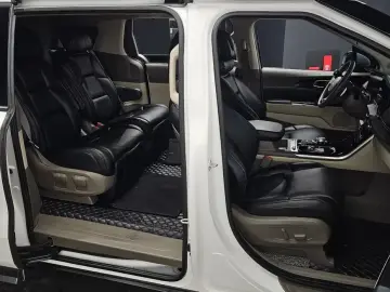 2021 Kia Carnival с пробегом 83 317 км