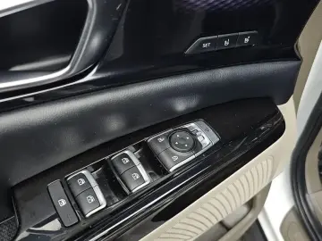 2021 Kia Carnival с пробегом 83 317 км