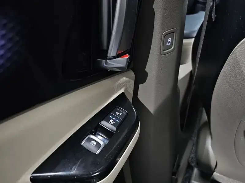 2021 Kia Carnival с пробегом 83 317 км