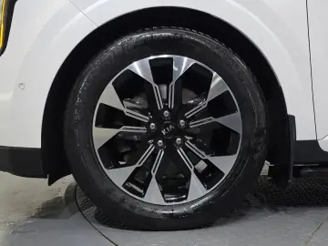 2021 Kia Carnival с пробегом 87 696 км