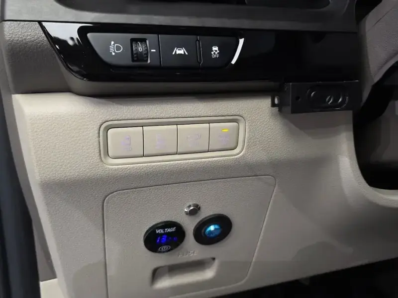 2021 Kia Carnival с пробегом 87 696 км