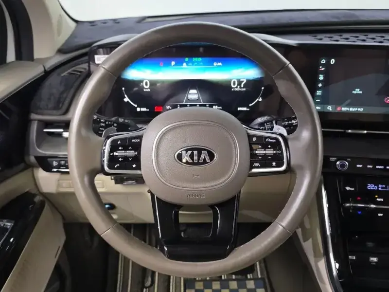 2021 Kia Carnival с пробегом 87 696 км