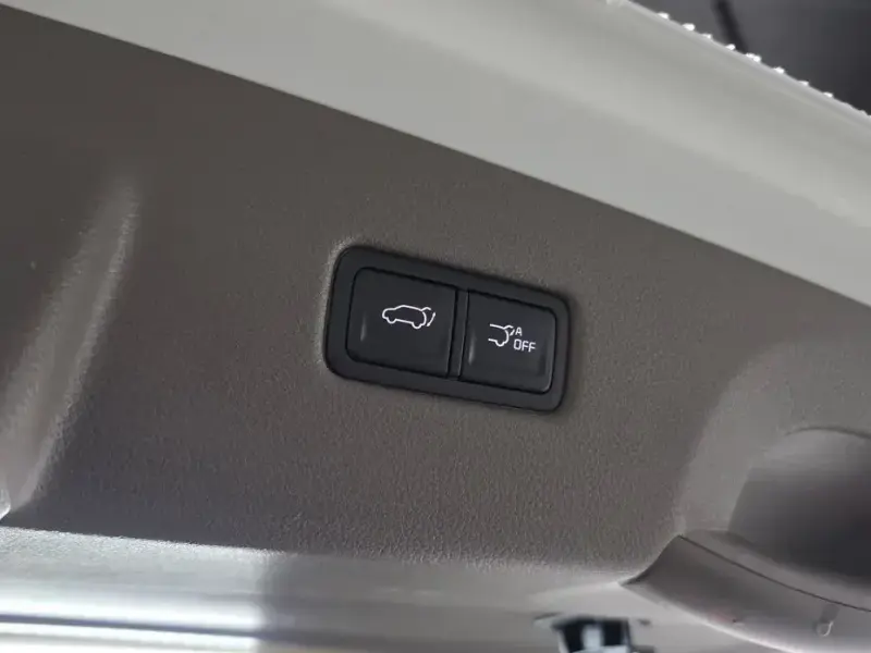 2021 Kia Carnival с пробегом 87 696 км