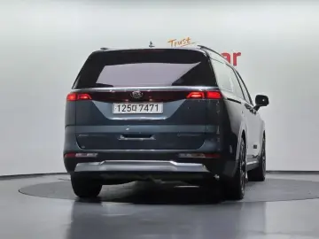 2021 Kia Carnival с пробегом 93 968 км