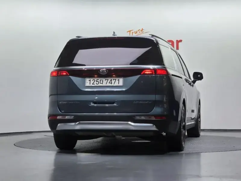 2021 Kia Carnival с пробегом 93 968 км