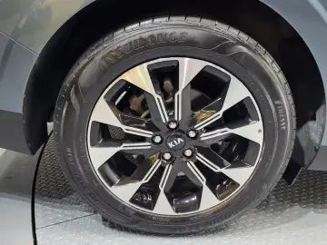 2021 Kia Carnival с пробегом 93 968 км