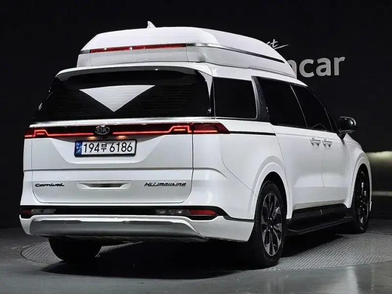 2021 Kia Carnival с пробегом 109 681 км