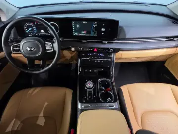 2021 Kia Carnival с пробегом 93 968 км