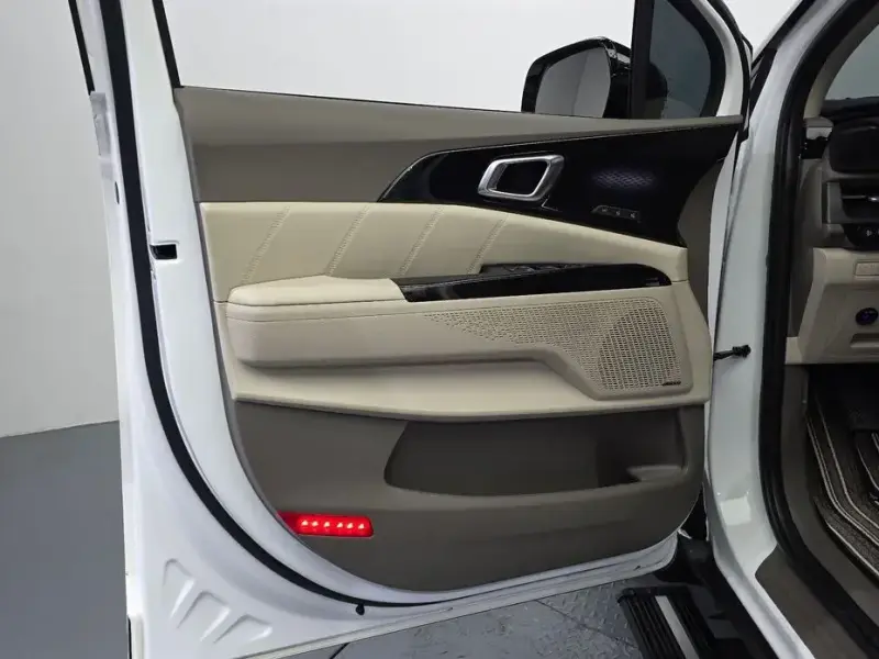 2021 Kia Carnival с пробегом 87 696 км