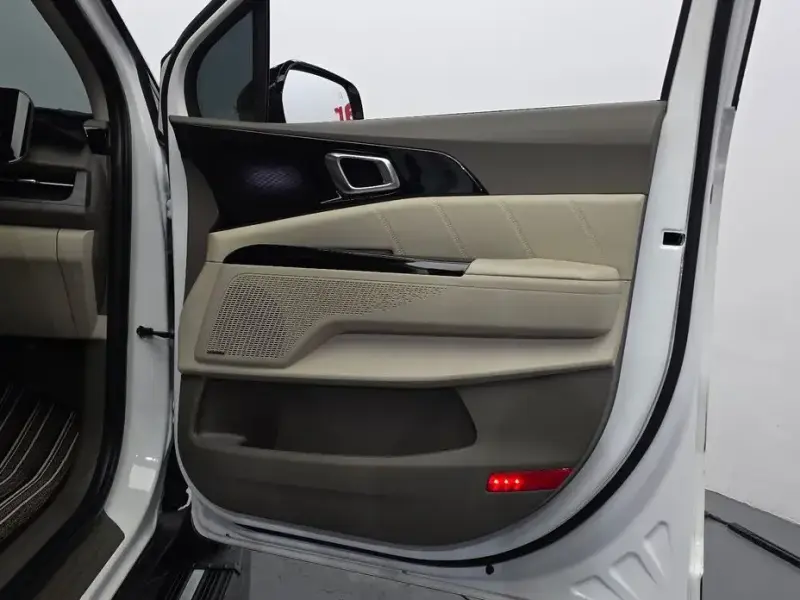 2021 Kia Carnival с пробегом 87 696 км