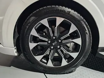 2021 Kia Carnival с пробегом 109 681 км