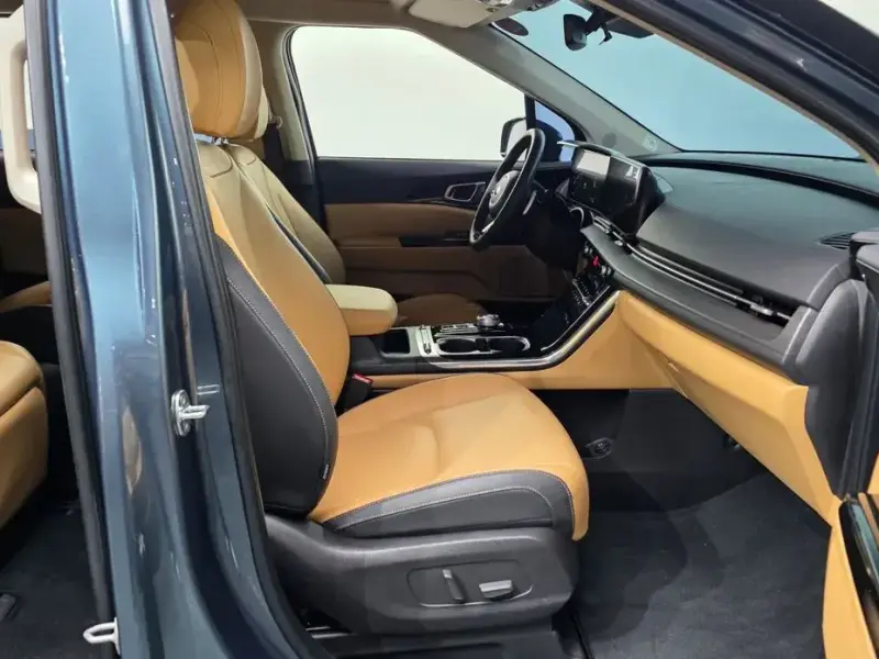 2021 Kia Carnival с пробегом 93 968 км