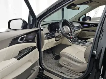 2021 Kia Carnival с пробегом 134 143 км
