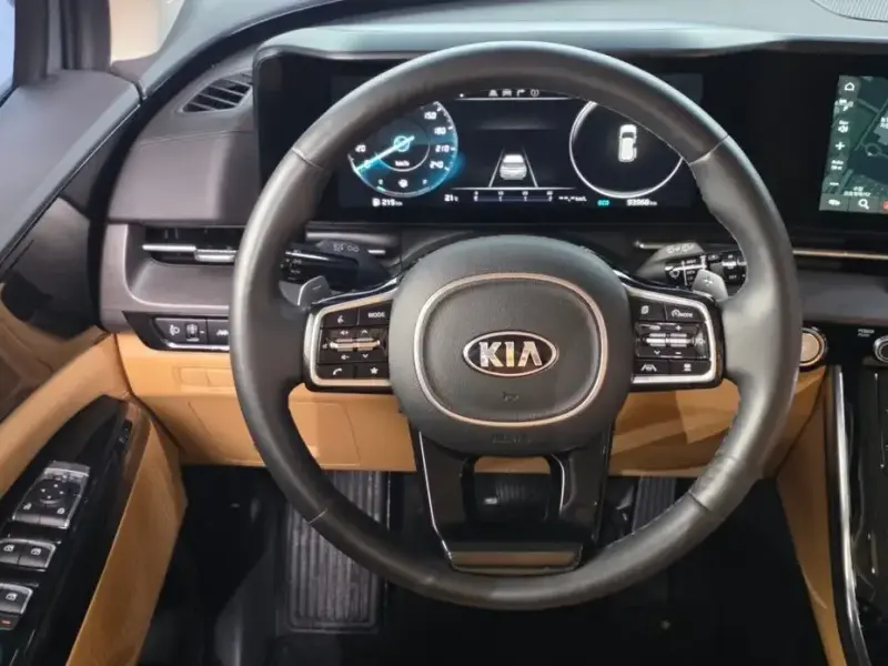 2021 Kia Carnival с пробегом 93 968 км