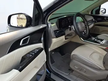 2021 Kia Carnival с пробегом 147 850 км