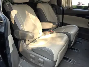 2021 Kia Carnival с пробегом 147 850 км