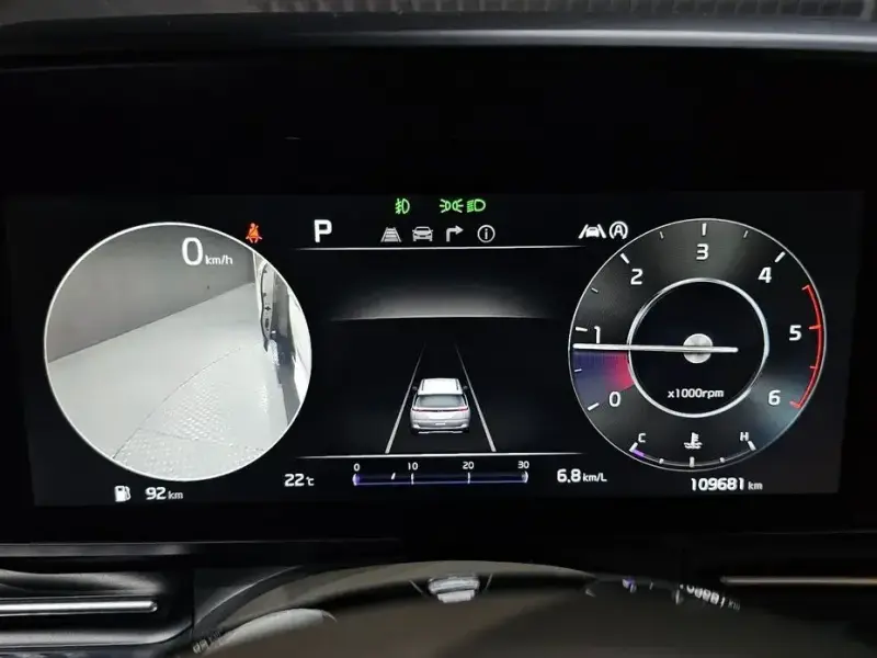 2021 Kia Carnival с пробегом 109 681 км