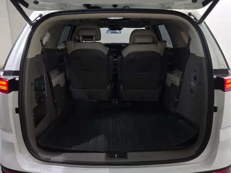 2021 Kia Carnival с пробегом 87 696 км