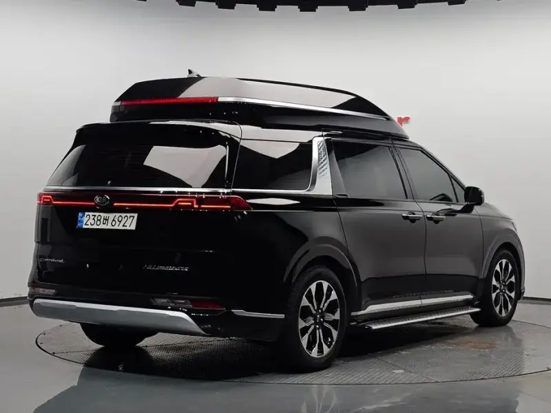 2021 Kia Carnival с пробегом 132 645 км