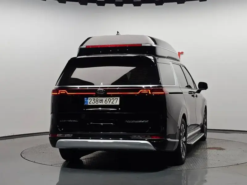 2021 Kia Carnival с пробегом 132 645 км