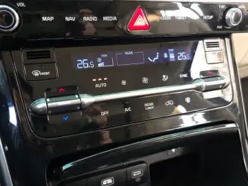 2021 Kia Carnival с пробегом 147 850 км