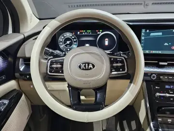 2021 Kia Carnival с пробегом 109 681 км