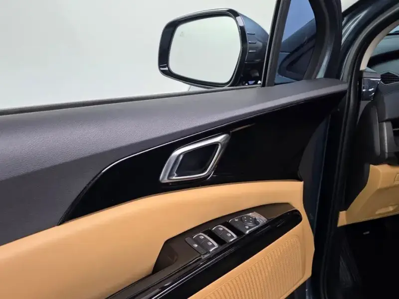 2021 Kia Carnival с пробегом 93 968 км