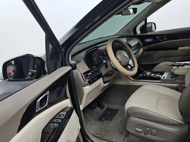 2021 Kia Carnival с пробегом 132 645 км