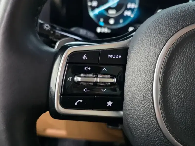 2021 Kia Carnival с пробегом 93 968 км