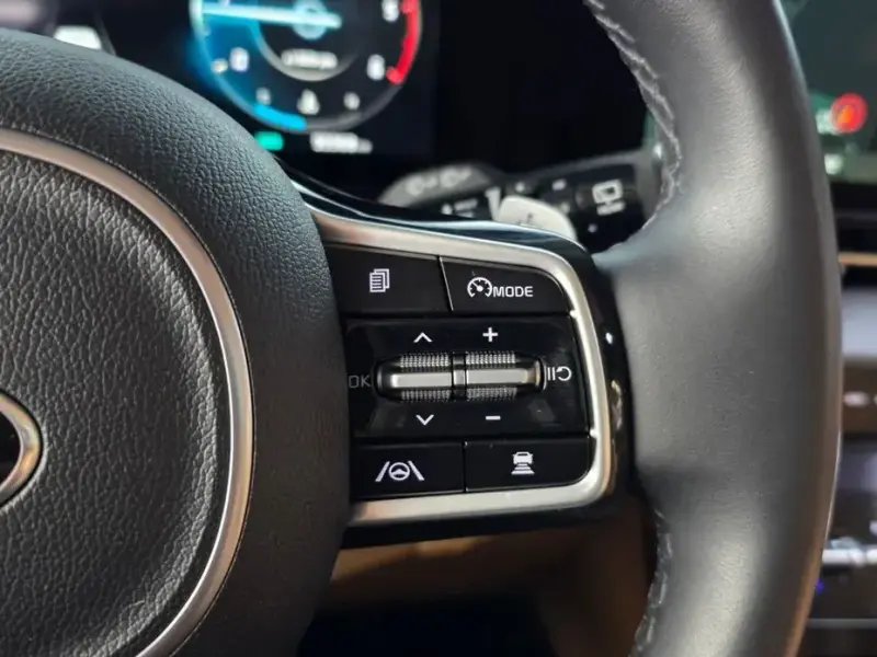 2021 Kia Carnival с пробегом 93 968 км