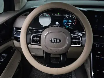 2021 Kia Carnival с пробегом 132 645 км