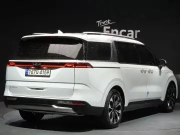 2022 Kia Carnival с пробегом 55 062 км