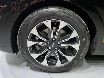 2021 Kia Carnival с пробегом 78 981 км