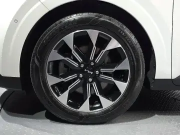 2022 Kia Carnival с пробегом 55 062 км