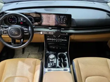 2021 Kia Carnival с пробегом 78 981 км