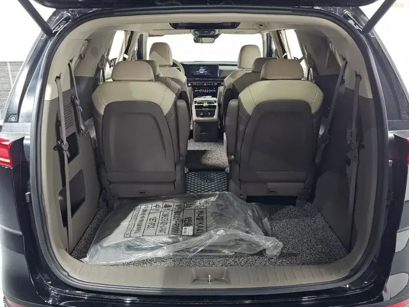 2021 Kia Carnival с пробегом 132 645 км