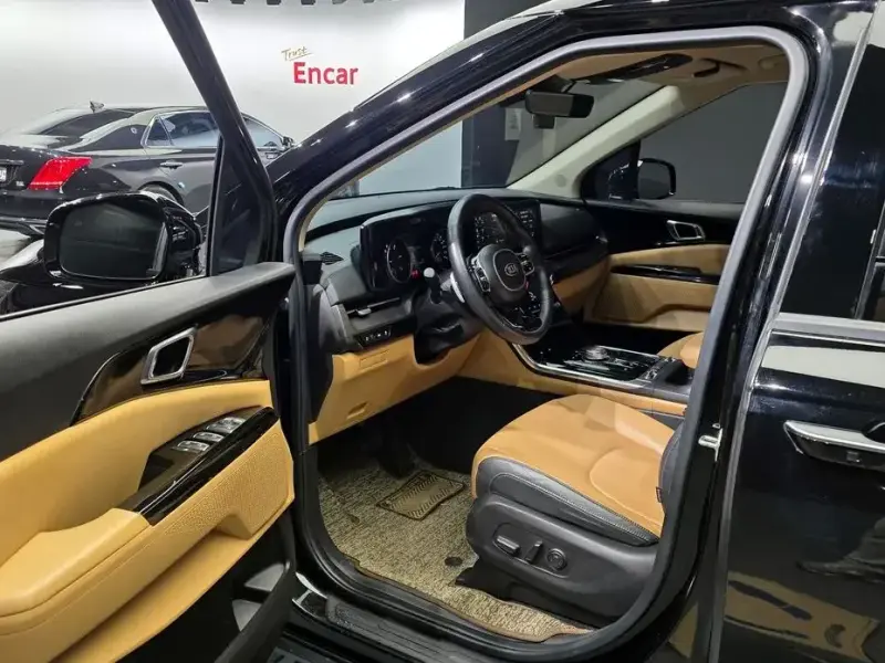 2021 Kia Carnival с пробегом 78 981 км