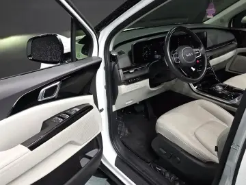 2022 Kia Carnival с пробегом 55 062 км