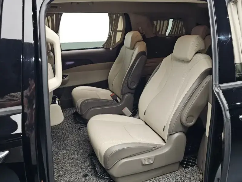2021 Kia Carnival с пробегом 132 645 км