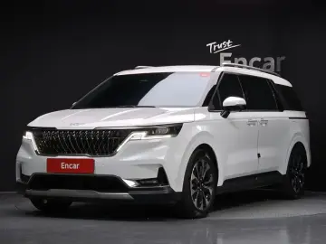 2023 Kia Carnival с пробегом 33 970 км