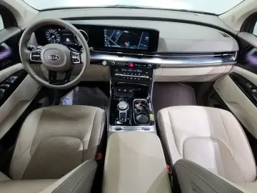 2021 Kia Carnival с пробегом 54 433 км