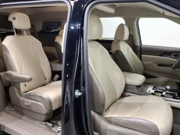 2021 Kia Carnival с пробегом 54 433 км