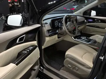 2022 Kia Carnival с пробегом 51 363 км