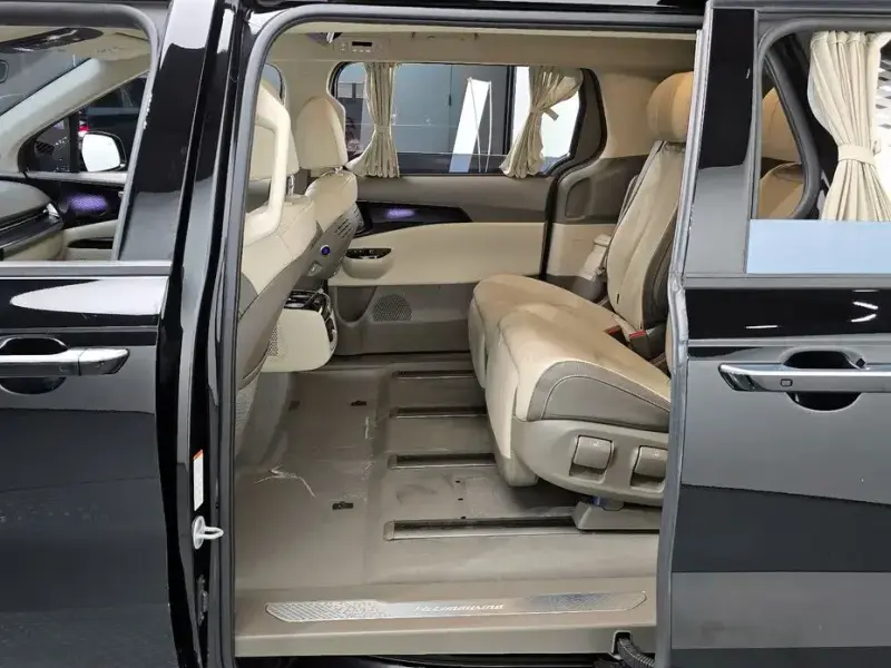 2022 Kia Carnival с пробегом 51 363 км